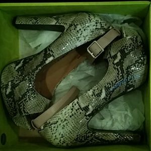 Pair of Women's Shoes